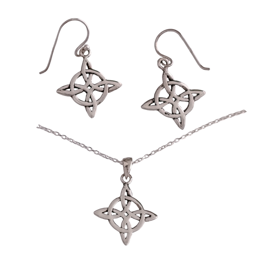 Colgante Nudo de bruja en plata de ley 925 fondo blanco